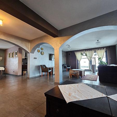 Otulina Park Bed & Breakfast ชซาฟนีซา ภายนอก รูปภาพ