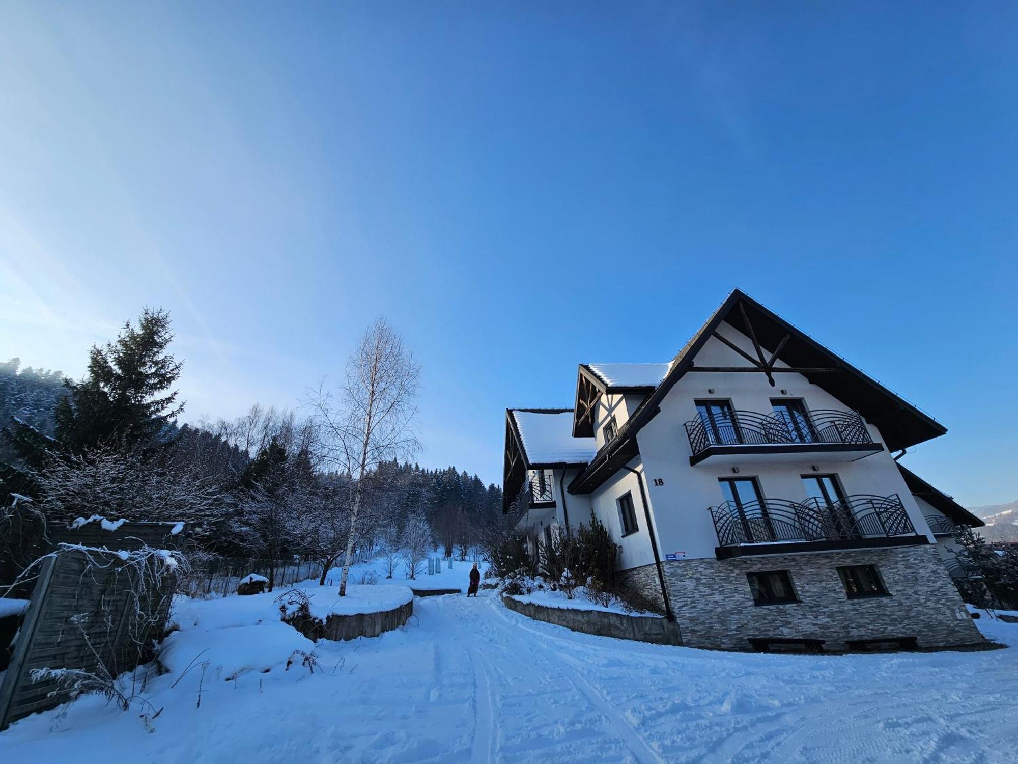 Otulina Park Bed & Breakfast ชซาฟนีซา ภายนอก รูปภาพ